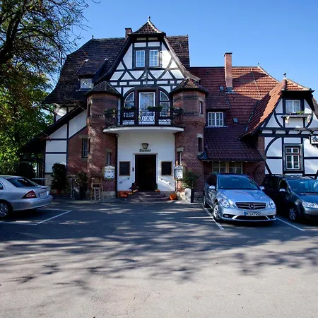 Hotel Jägerhaus In Esslingen 3*