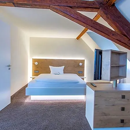 Jaegerhaus In Esslingen 3*